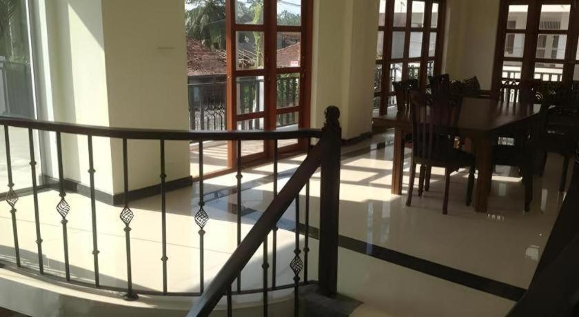 Araliya Blue Beach View Hotel Kudapaduwa Exterior foto