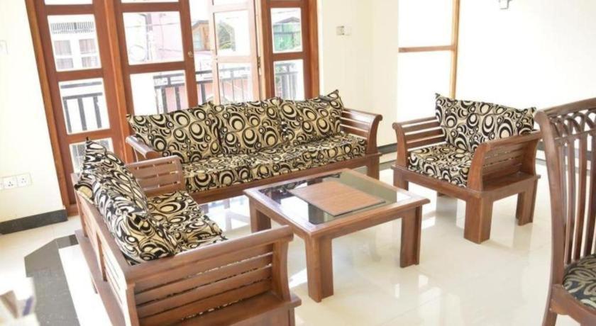 Araliya Blue Beach View Hotel Kudapaduwa Exterior foto